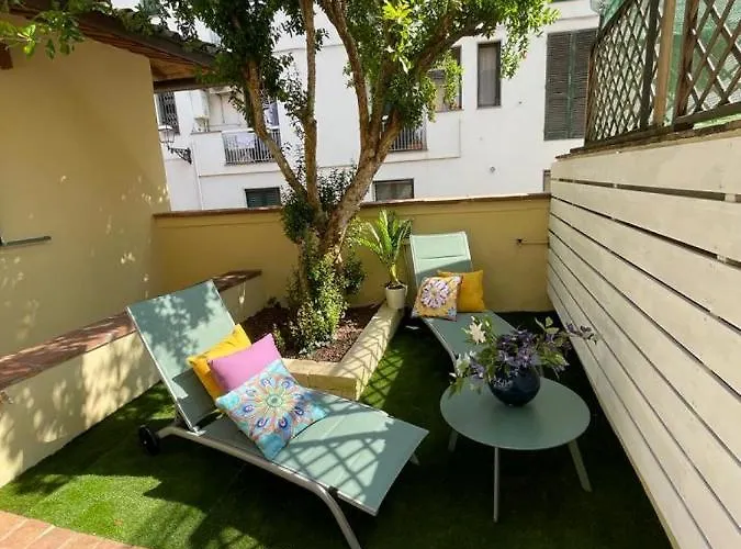Apartment Donna Di Fiori *