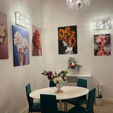 Apartment Donna Di Fiori
